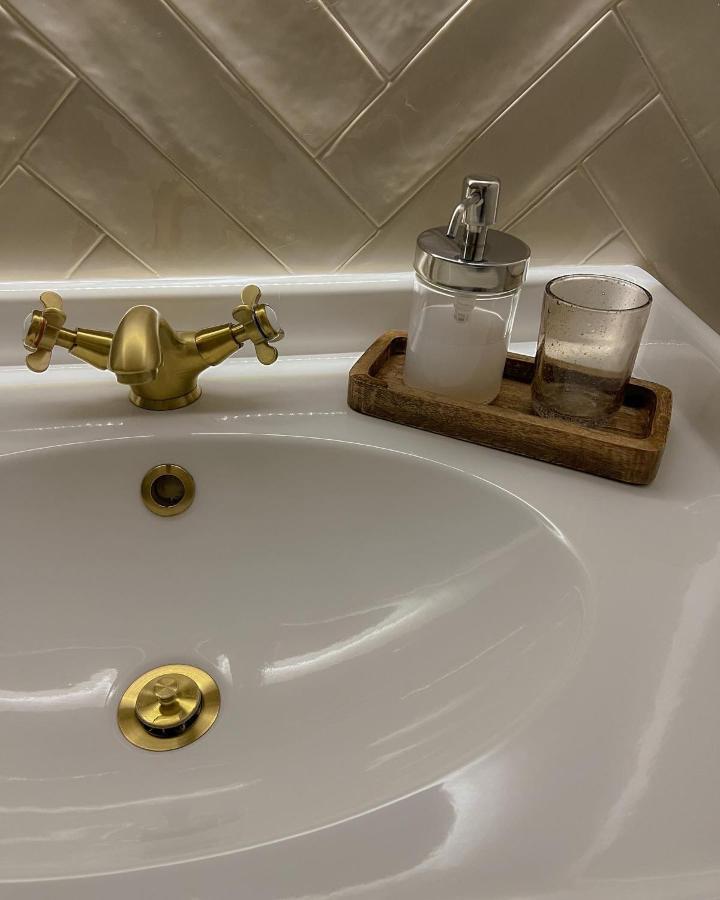 Banská Štiavnica Romantic Apartment In The City Centre מראה חיצוני תמונה