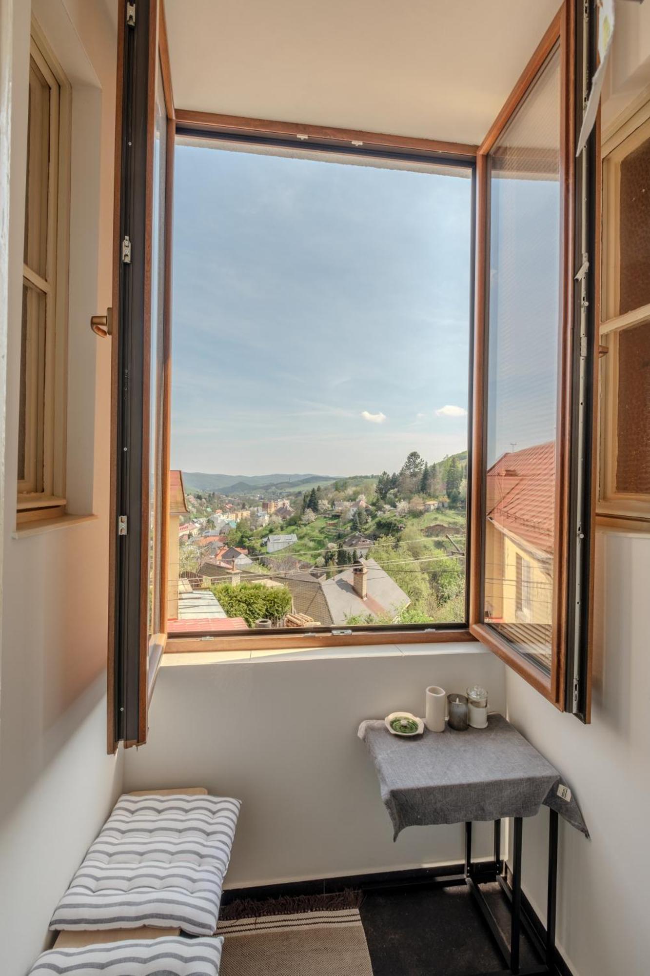 Banská Štiavnica Romantic Apartment In The City Centre מראה חיצוני תמונה